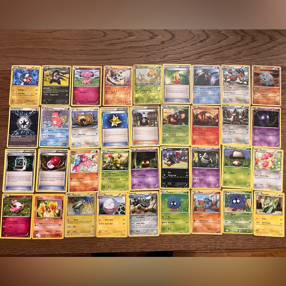 Lot of 36‎ Older Pokemon Cards Heavily Played As-Is Mostly 2011-2015